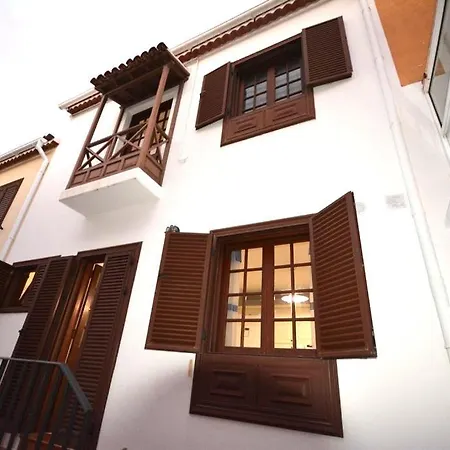 Apartment Lovely House In The Area Of